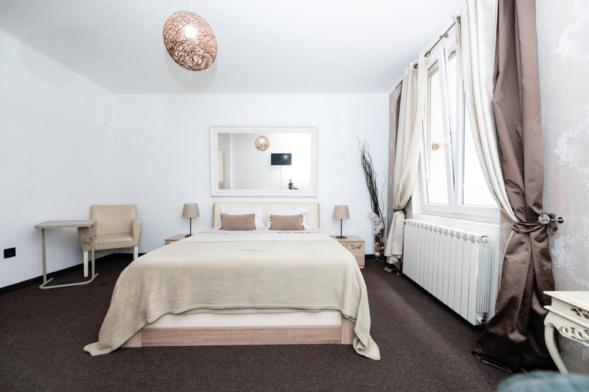 Central Belgrade Apartments Free Parking 贝尔格莱德 外观 照片