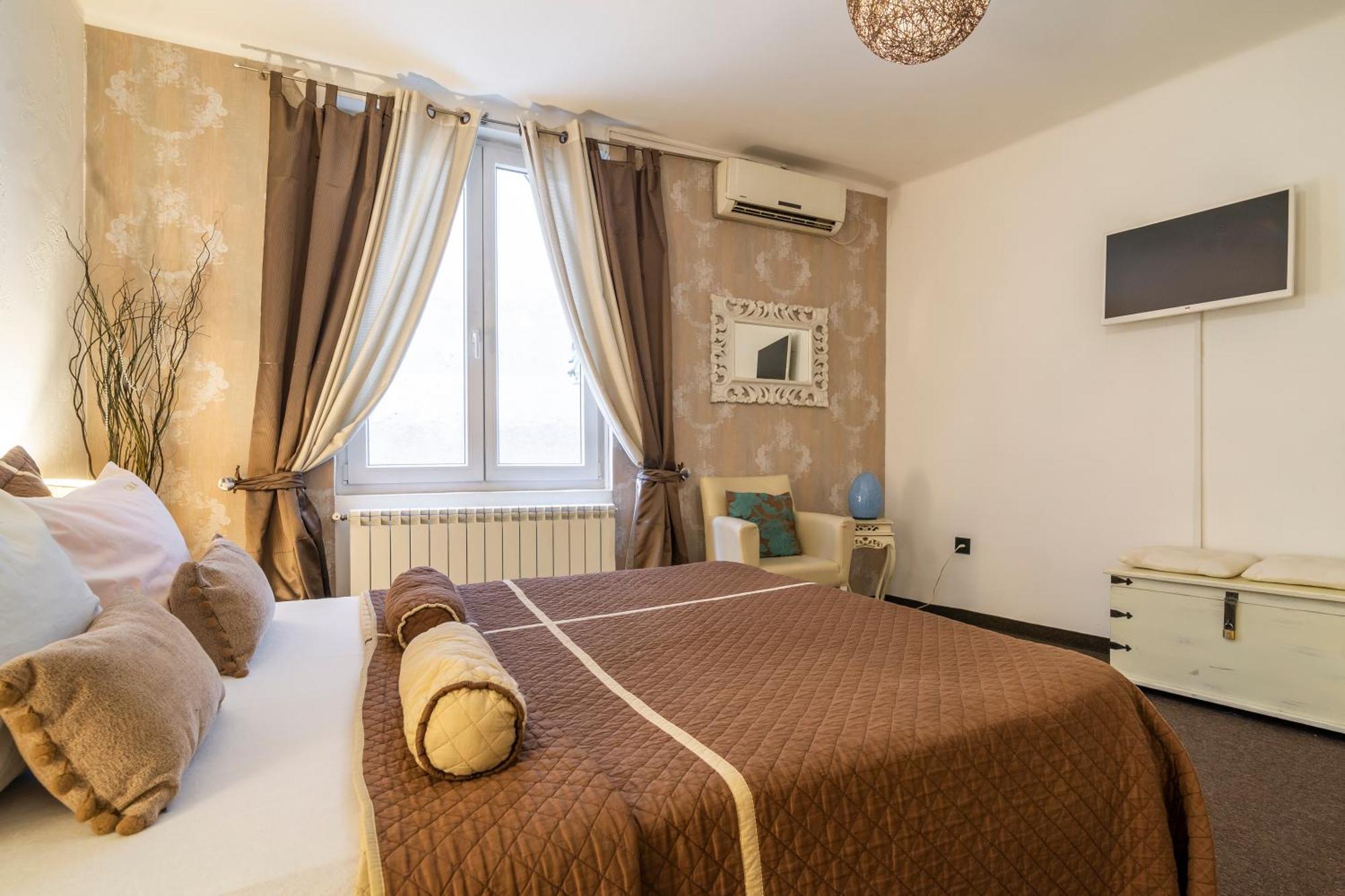 Central Belgrade Apartments Free Parking 贝尔格莱德 外观 照片